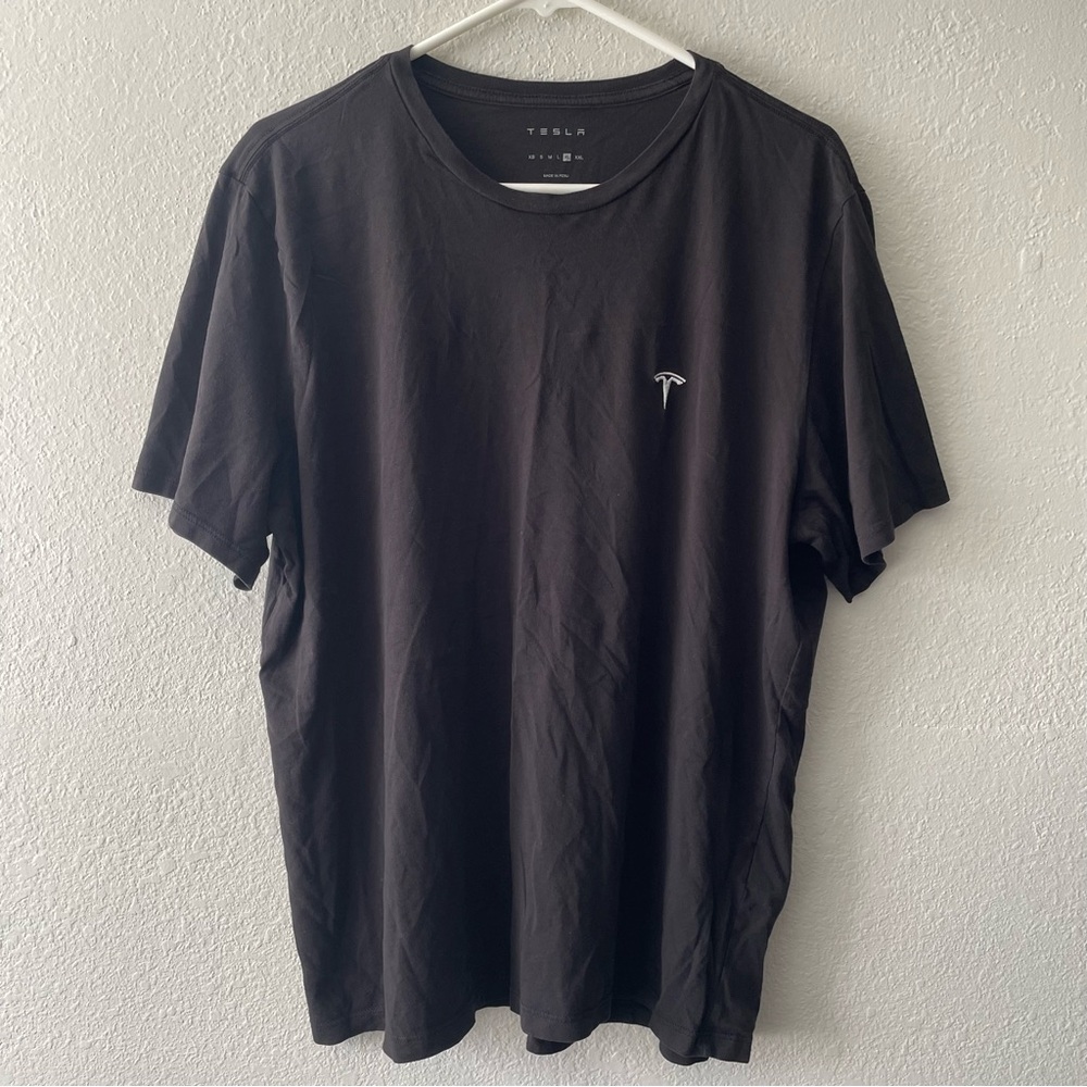 TESLA Logo Shirt Unisex Adult Size XL Black Short Sleeve Tee TESLA Shirt